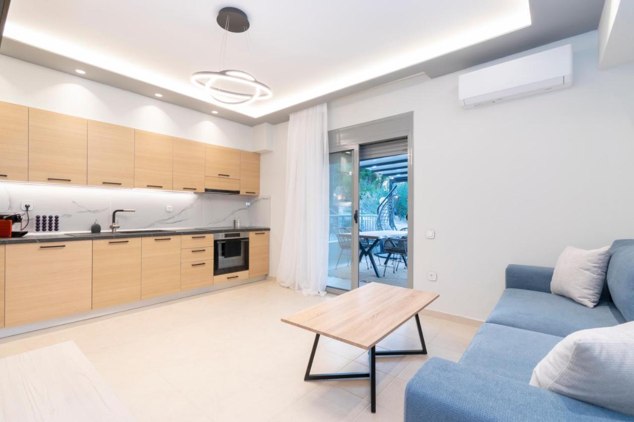 Sithoniars Luxury Ground Floor Apartment With Private Garden Neos Marmaras Extérieur photo