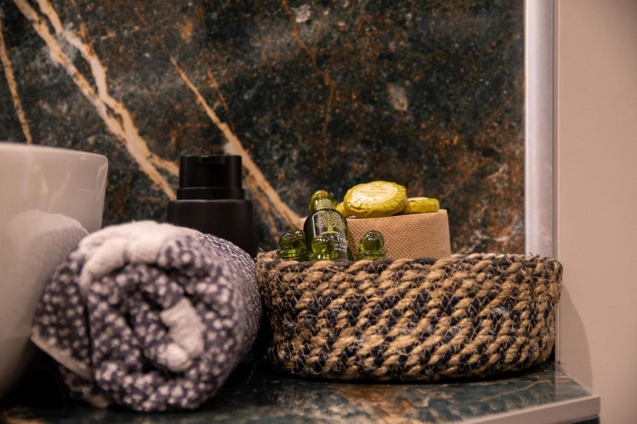 Sithoniars Luxury Ground Floor Apartment With Private Garden Neos Marmaras Extérieur photo