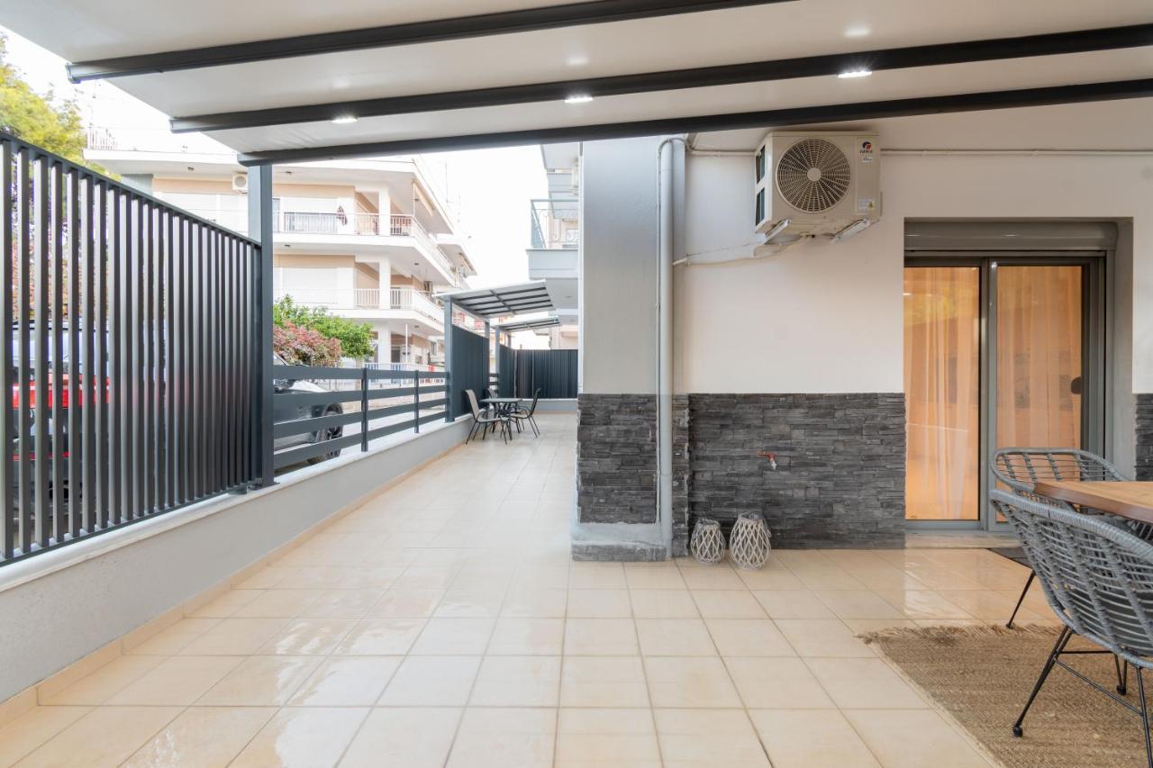 Sithoniars Luxury Ground Floor Apartment With Private Garden Neos Marmaras Extérieur photo